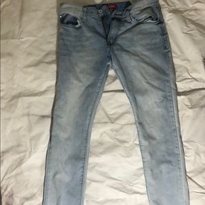 Men’s Guess Blue Jeans Size: 34x30